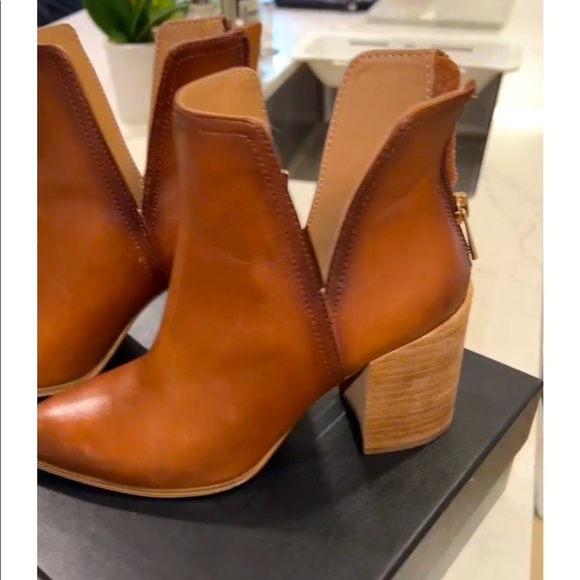 Steve Madden heeled boots brown/tan - Picture 3 of 4